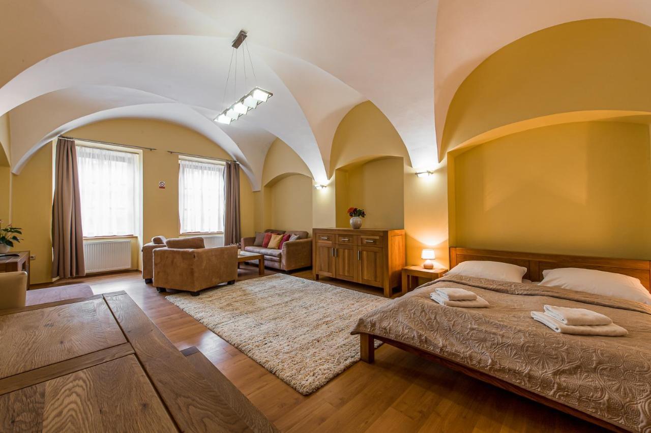 Apartmany Kolegium Presov Ngoại thất bức ảnh
